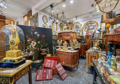 40 - intérieur boutique antiquité